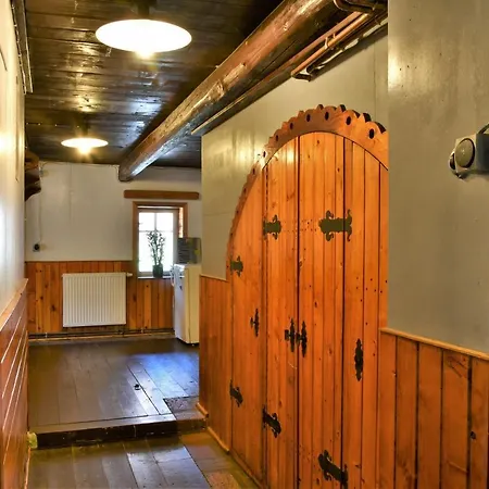 Chaloupka U Lišáka Lodge Snezne (Hradec Kralove)