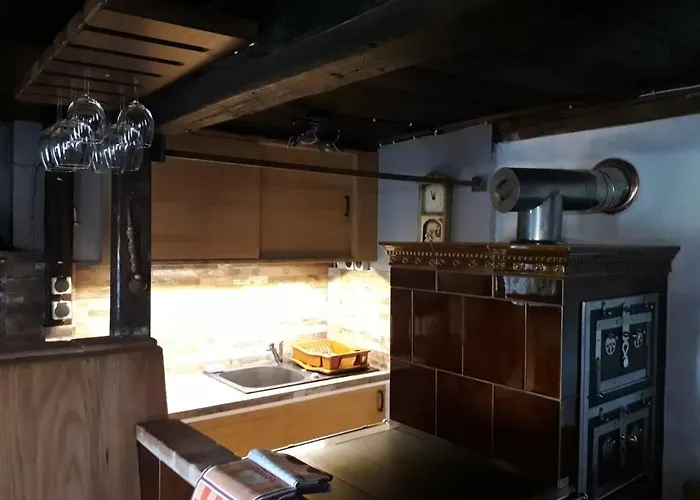 Chaloupka U Lišáka Snezne (Hradec Kralove)