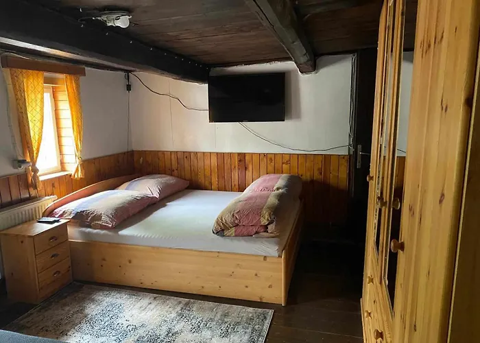 Alojamento de Turismo Selvagem Chaloupka U Lišáka *